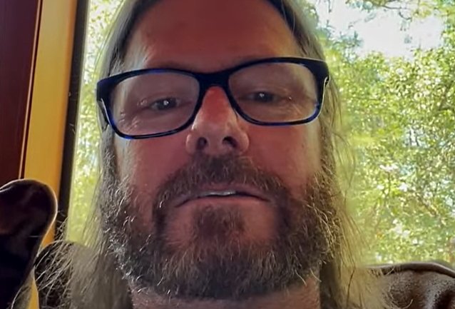 Gary Holt de Exodus responde a las preguntas de los fans (video)