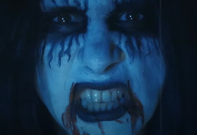 Gus G. hace “Black Metal” en una presentación para un video musical “duro”