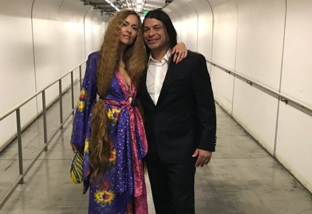 La esposa de Robert Trujillo admite que no fue amor a primera vista