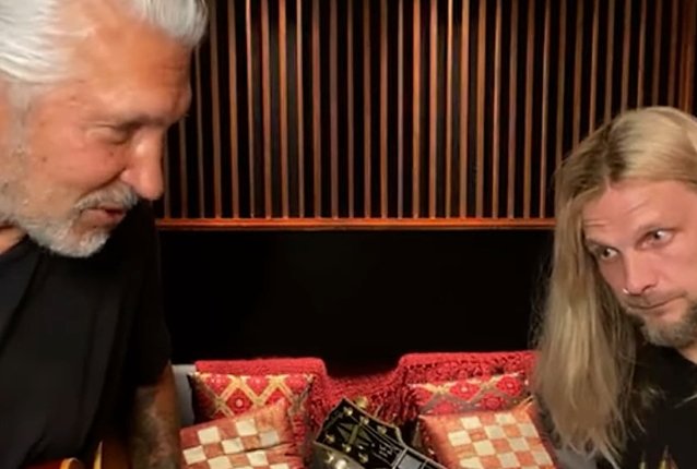 Miren juntos George Lynch y Richie Faulkner Jam