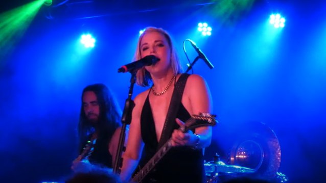Halestorm dio su primer concierto en casi dos años: “Estamos de regreso, madre ** Kers” (Video)