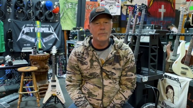 James Hatfield, Slash, Peter Frampton y Paul Rogers comparten mensajes en apoyo de la rehabilitación vial y los programas para jóvenes