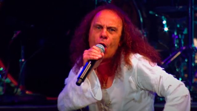 Wendy Dio no descarta el segundo volumen de las memorias de Ronnie James Dio