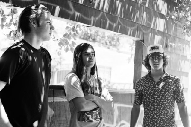 Ottto protagonizada por Robert Trujillo con su hijo Metallica: video musical “Ride Low”