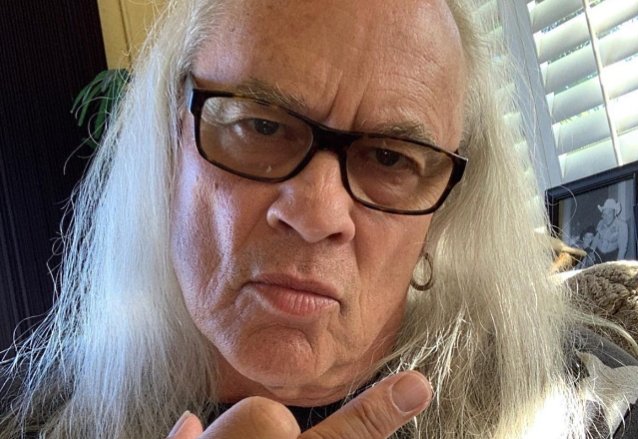 Ricky Medlock Linirda Skynirda dice que se curó de COVID-19: “Me siento muy feliz”