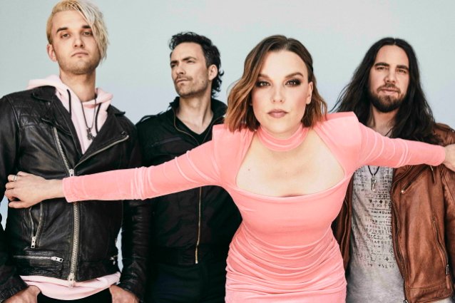 Halestorm continúa grabando nuevo álbum: “Estamos cerca de envolver a este chico malo”