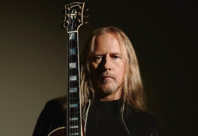 Jerry Cantrell Alice encadenado: “El rock and roll es saludable y próspero”