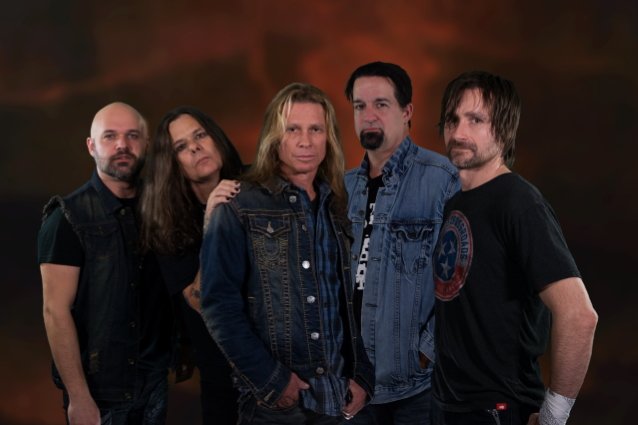 Resist & Bite Feat. Tommy Sketch, ex guitarrista de Tesla: vídeo de la canción “I”