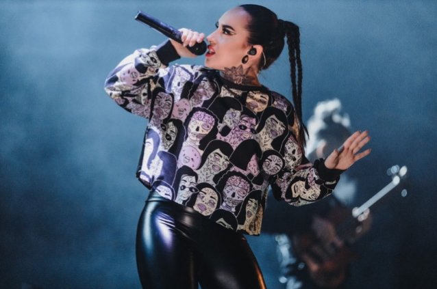 El baterista Jinjer dio un resultado positivo en Covid 19;  La banda promete no cancelar actuaciones en la gira americana.