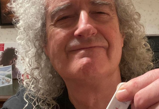Brian May, guitarrista de Queen, quien recibió una triple vacuna, sobre su batalla contra Covid 19: “Es como la peor gripe que puedas imaginar”