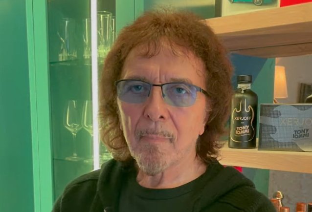 Tony Aiomi está “realmente feliz” con el resultado de su nueva colaboración con Ozzy Osbourne
