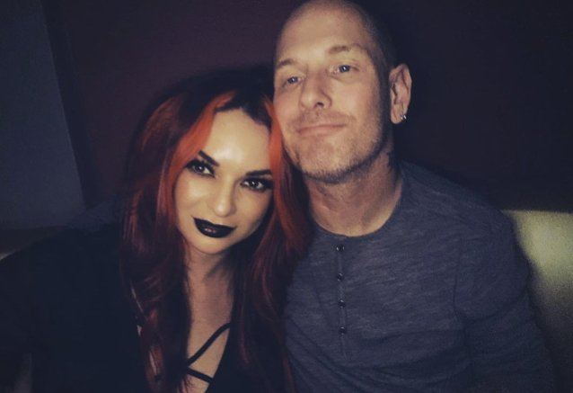 Esposa de Corey Taylor: ‘Me casé con mi mejor amigo’