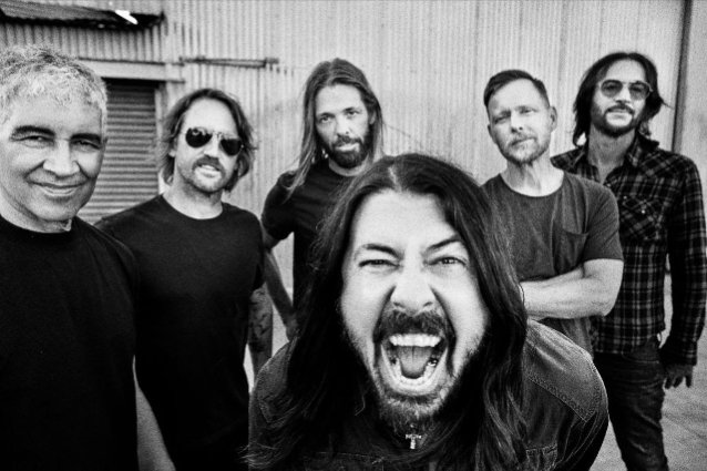 Foo Fighters lanza la nueva canción de Thrashy ‘March Of The Insane’