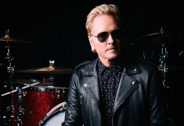Matt Sorum dice que la desintegración de la alineación de Guns N ‘Roses’ ‘Use Your Illusion’ fue ‘culpa de nadie’