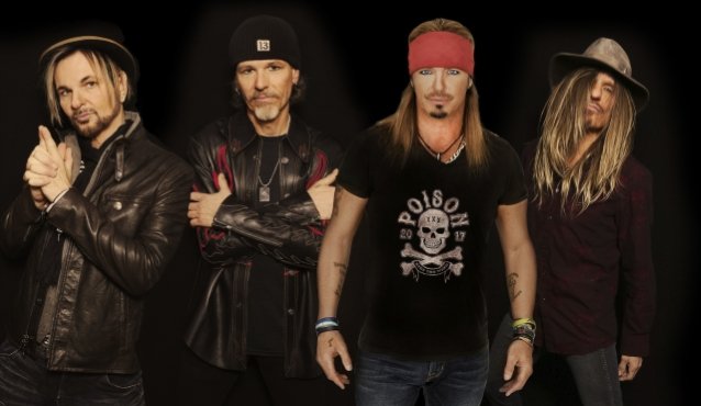 BRET MICHAELS dice que POISON no usa ninguna pista de acompañamiento: “Nos sentamos en la prueba de sonido y trabajamos en esas armonías”