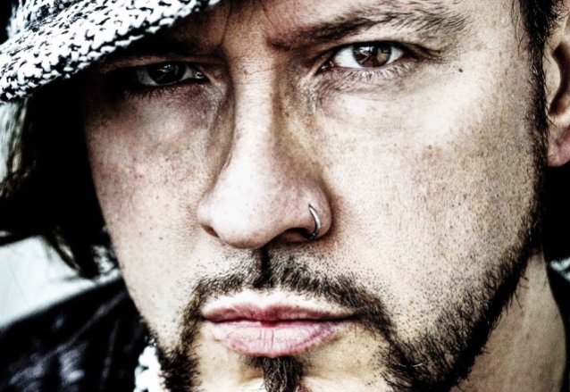 El ex vocalista de MNEMIC GUILLAUME BIDEAU muere a los 44 años