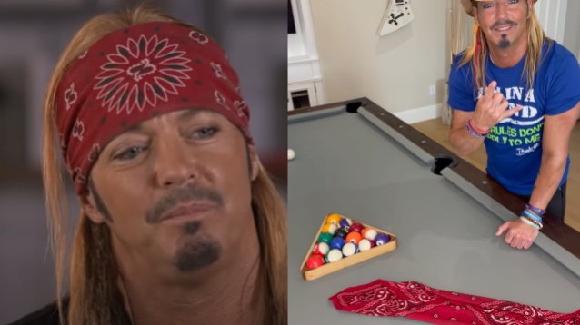 Ver: BRET MICHAELS da un tutorial sobre cómo atar un pañuelo como una diadema