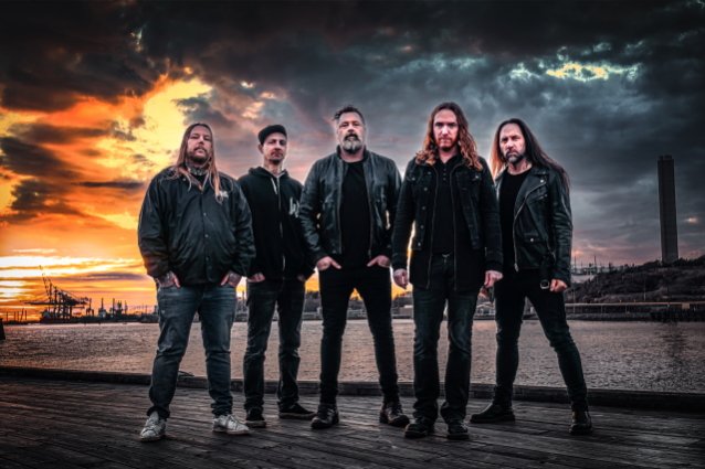 EL EFECTO HALO no intentó intencionalmente sonar como los primeros IN FLAMES