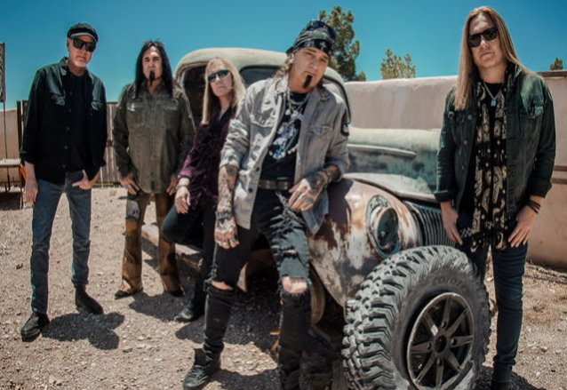 El nuevo cantante de GREAT WHITE ANDREW FREEMAN: ‘Quiero hacer que la banda sea dura de nuevo’
