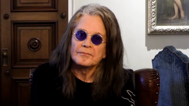 OZZY OSBOURNE es dado de alta del hospital el día después de la cirugía: video, fotos