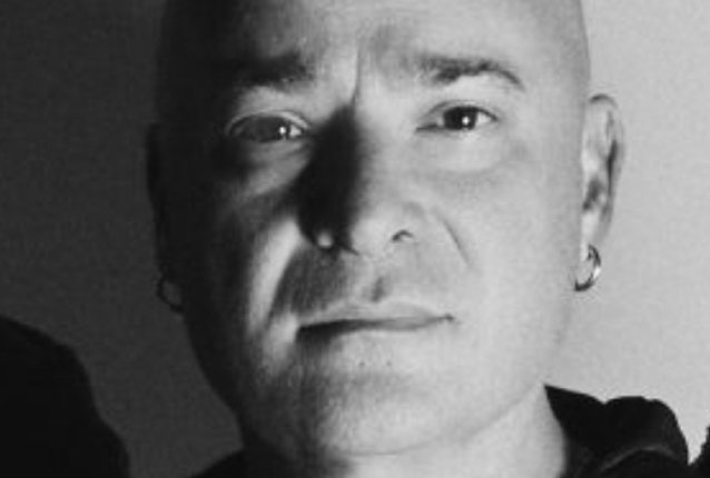 DAVID DRAIMAN de DISTURBED explica la decisión de mudarse a Florida