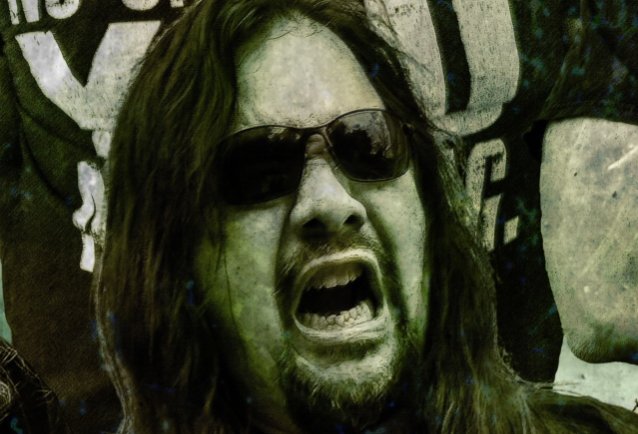 El ex-vocalista de DEATH, KAM LEE, dice que VENOM, SLAYER y POSSESSED son ‘el modelo del Death Metal’