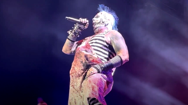 Mira a MUDVAYNE actuar en Chula Vista durante la gira 2022 ‘Freaks On Parade’