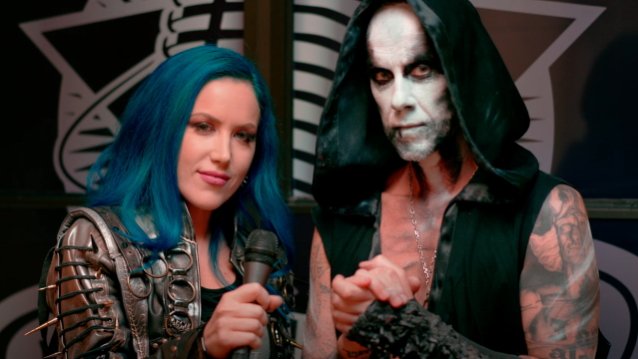 NERGAL de BEHEMOTH: ALISSA WHITE-GLUZ de ARCH ENEMY tiene ‘huevos más grandes’ que la mayoría de los metaleros masculinos que conozco