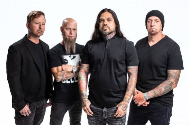 DROWNING POOL comparte el nuevo sencillo ‘A Devil More Damned’ del álbum ‘Strike A Nerve’