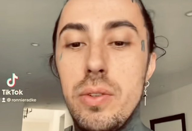 FALLING IN REVERSE cancela su aparición en el festival por ‘laptops perdidos’: ‘Es como conducir un auto sin motor’