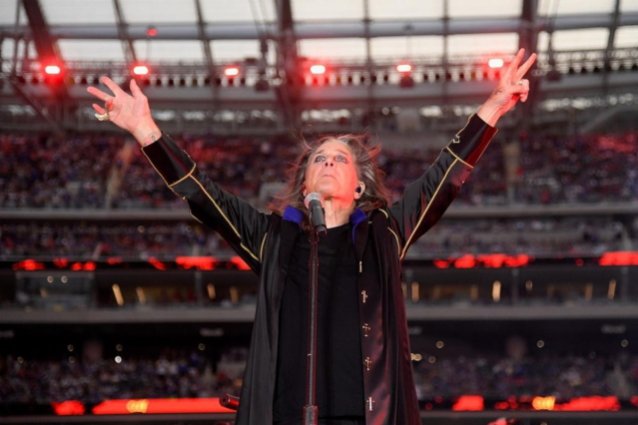 OZZY OSBOURNE Lands First No. 1 en la lista de ventas de álbumes principales de BILLBOARD con ‘Patient Number 9’