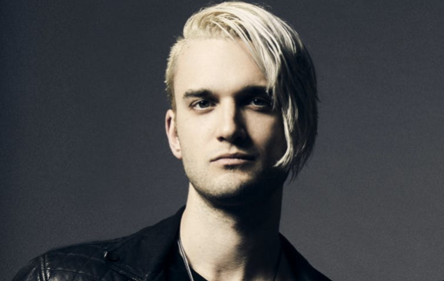 AREJAY HALE DE HALESTORM: ‘Disfruto más de las giras sabiendo que no me voy a emborrachar todas las noches’