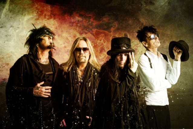 MÖTLEY CRÜE anuncia el box set ‘Crücial Crüe’