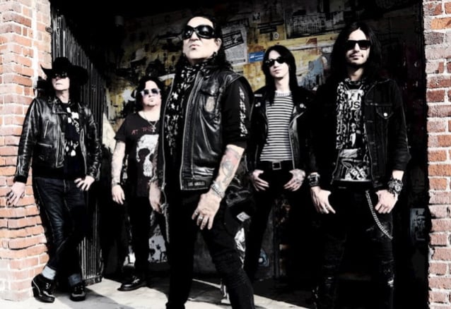 FASTER PUSSYCAT anuncia nuevo sencillo doble cara A ‘Like a Ghost’ y ‘Pirate Love’