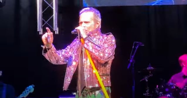 Vea uno de los conciertos de residencia de enero de 2020 en Las Vegas de DAVID LEE ROTH