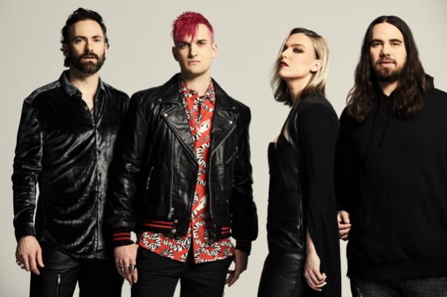 AREJAY HALE dice que ‘Back From The Dead’ es un álbum de HALESTORM con ‘la energía más viva’