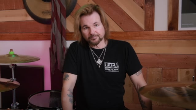 RIKKI ROCKETT DE POISON lleva casi siete años libre de cáncer: ‘Gracias a Dios y a la medicina moderna’