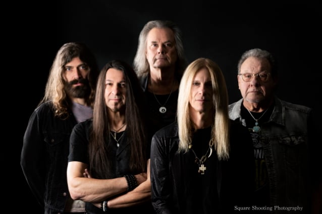 THE GUESS anuncia nuevo álbum ‘Plein D’Amour’, comparte el sencillo ‘The King’
