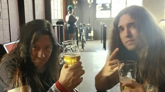 ERIC PETERSON de TESTAMENT dice que el nuevo baterista CHRIS DOVAS hará que la banda sea ‘más pesada y precisa que antes’