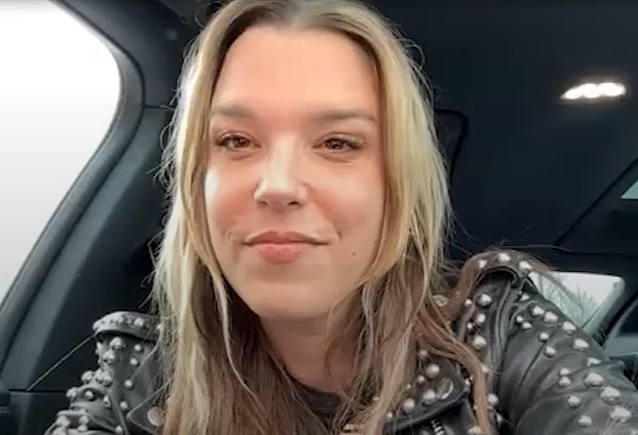 LZZY HALE de HALESTORM dice que es ‘algo hermoso’ que tantos otros artistas le pidan que participe como invitado en sus grabaciones