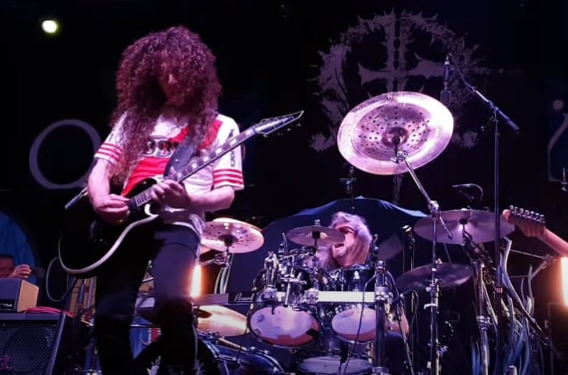 Mira: TODD LA TORRE de QUEENSRŸCHE toca la batería con MARTY FRIEDMAN para “Tornado Of Souls” de MEGADETH