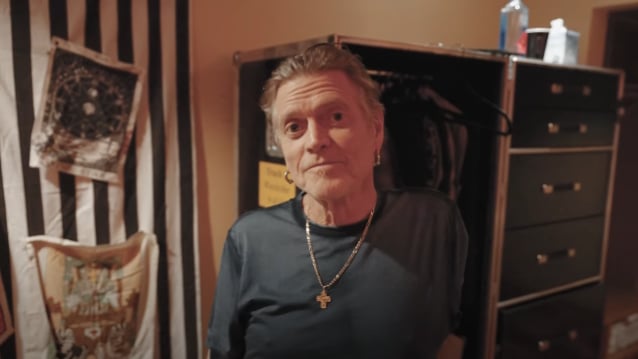 RICK ALLEN DE DEF LEPPARD ‘todavía se está recuperando’ del ataque en Florida