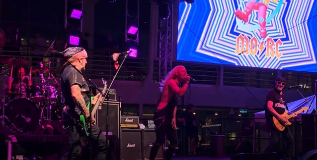 Mira la actuación de GREAT WHITE en el crucero MONSTERS OF ROCK de este año